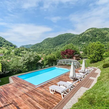 Ferienhaus Hisa Taljat *