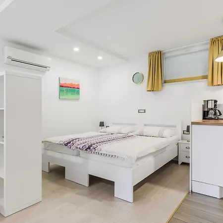 Ferienhaus Hisa Taljat