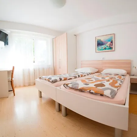 Hisa Taljat * Most na Soči